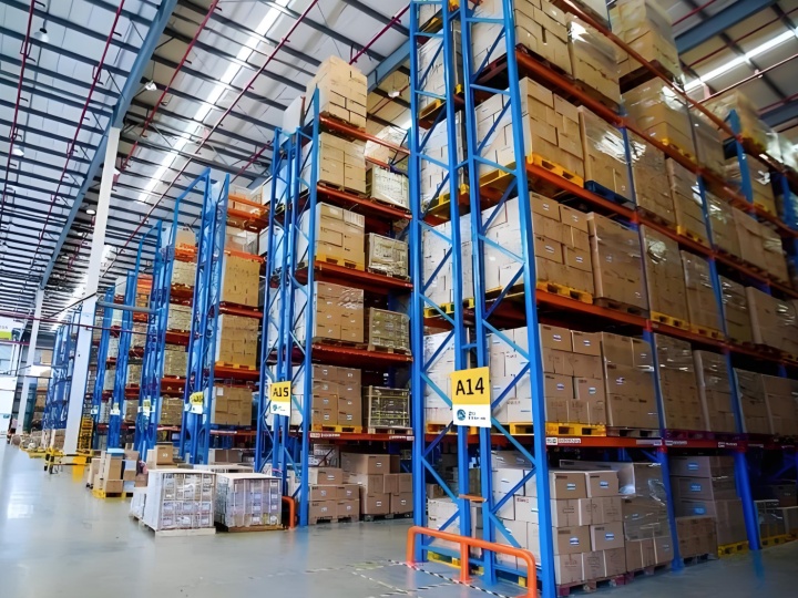 第三方仓储托管收费标准?